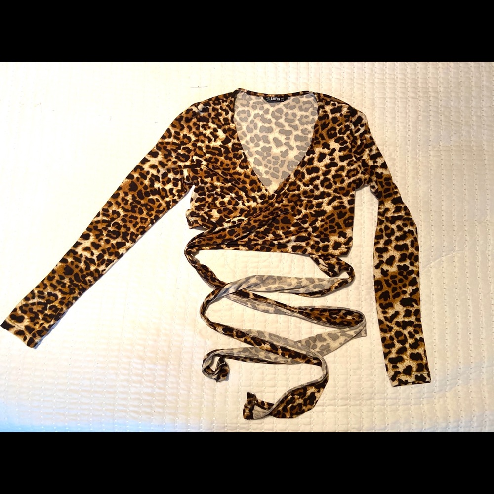 Cropped Lace Up Cheetah Print Top